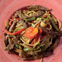 Biftekli Noodle Biftekli Noodle