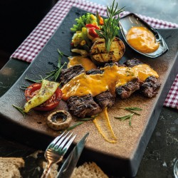 Cheddar Soslu Bonfile Cheddar Soslu Bonfile