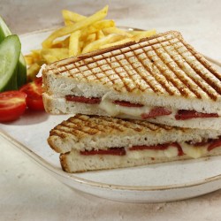 Sucuklu Tost Sucuklu Tost