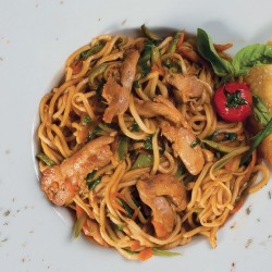 Tavuklu Noodle Tavuklu Noodle